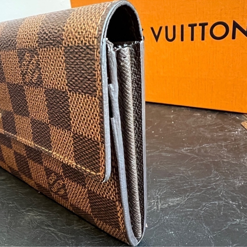 Authentic Louis Vuitton Sarah Damier Ebene wallet - Picture 3 of 11